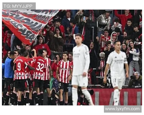 德甲惊现冷门利物浦与皇马激战成平局红牌事件引发全场热议